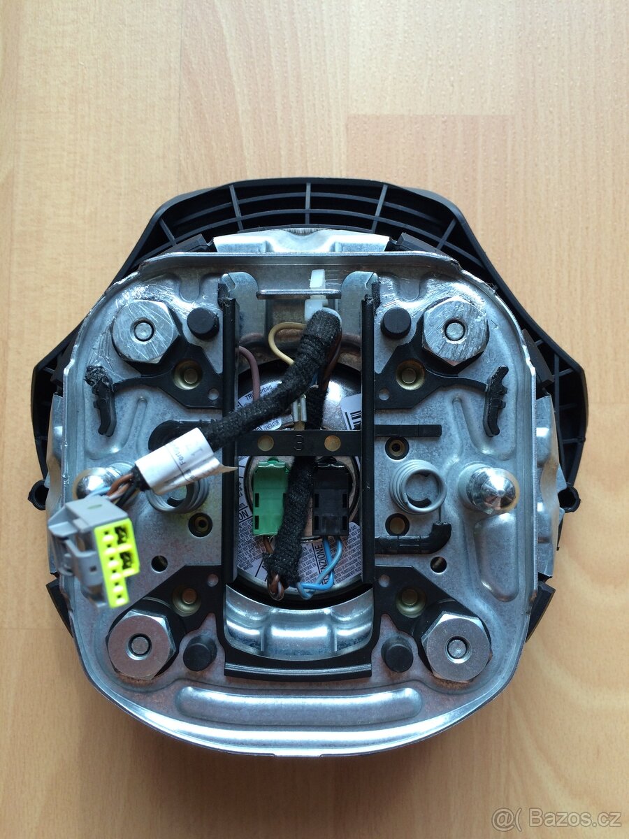 Prodam kompletni kozeny volant BMW E90/91/92/93 - 5