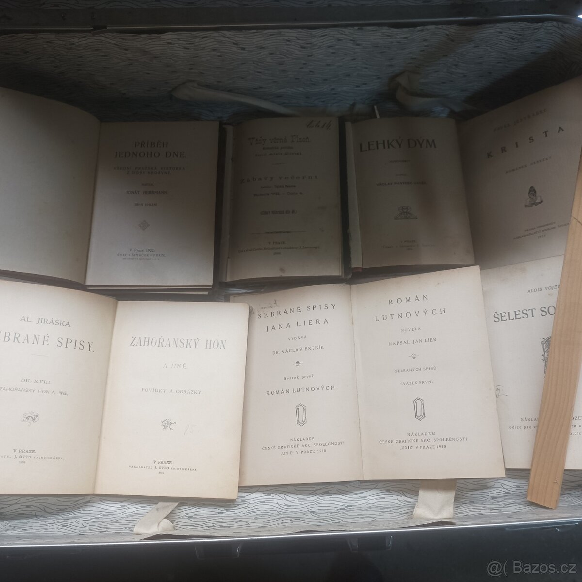 ROMANY A RŮZNÉ KNIHY - 5