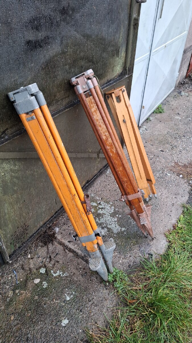 Stary stativ , trojnozka , tripod - 5