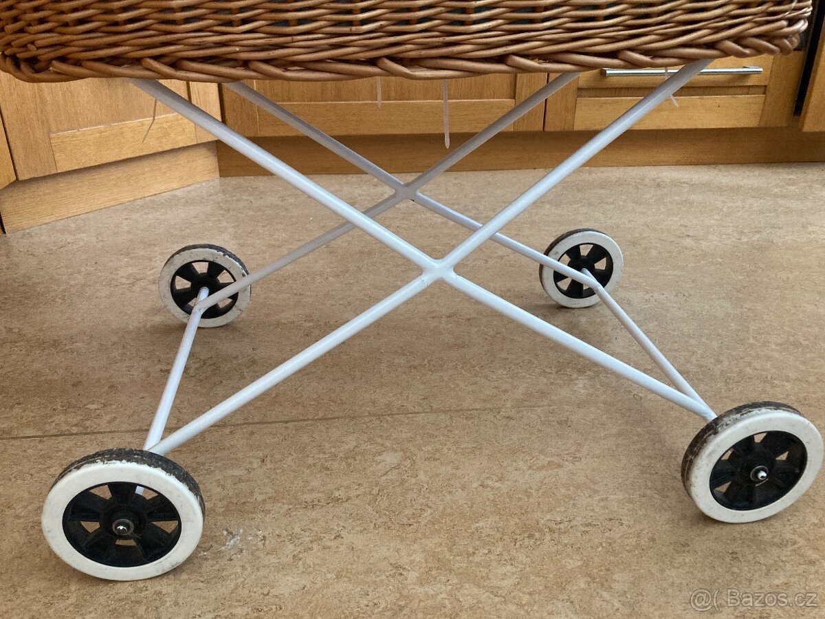Mojžíšův koš na kolečkách - 5