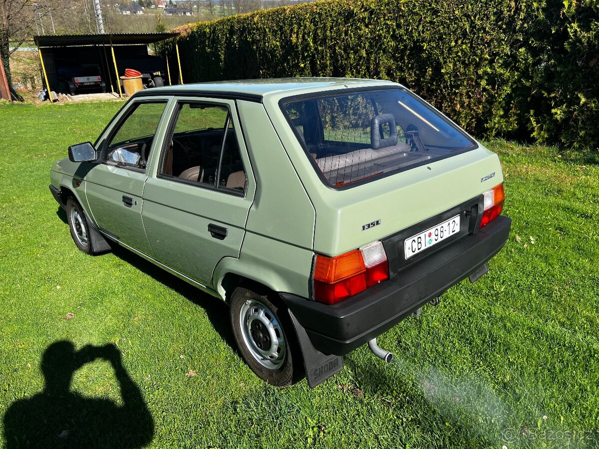 Škoda Favorit r.v. 1990, najeto 33 000 km - 5