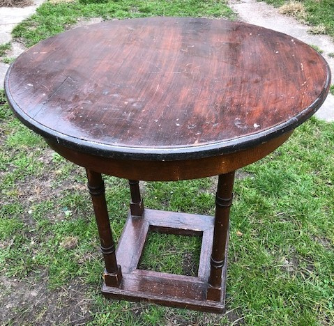 Starožitný kruhový stůl - 5