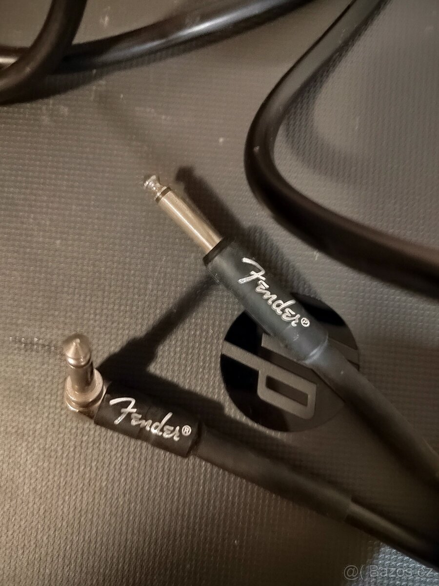 Prodám kytarové kombo Marshall s kabelem - 5