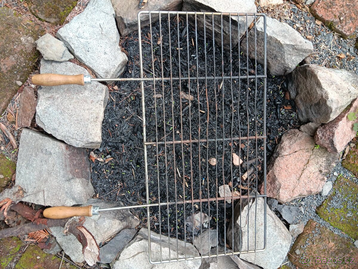 Zahradní krb s udírnou - 5