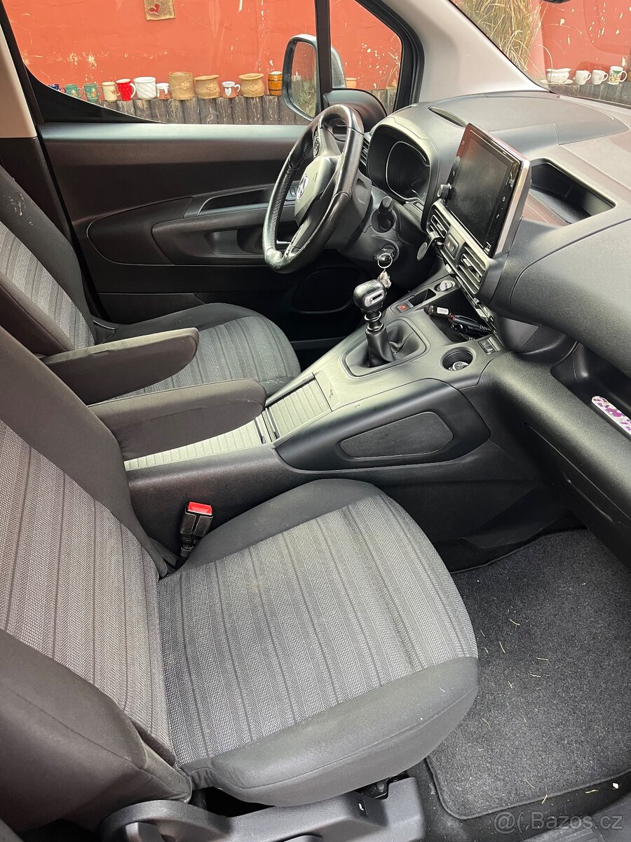 Opel Combo Life 1,5DCi 7míst - 5