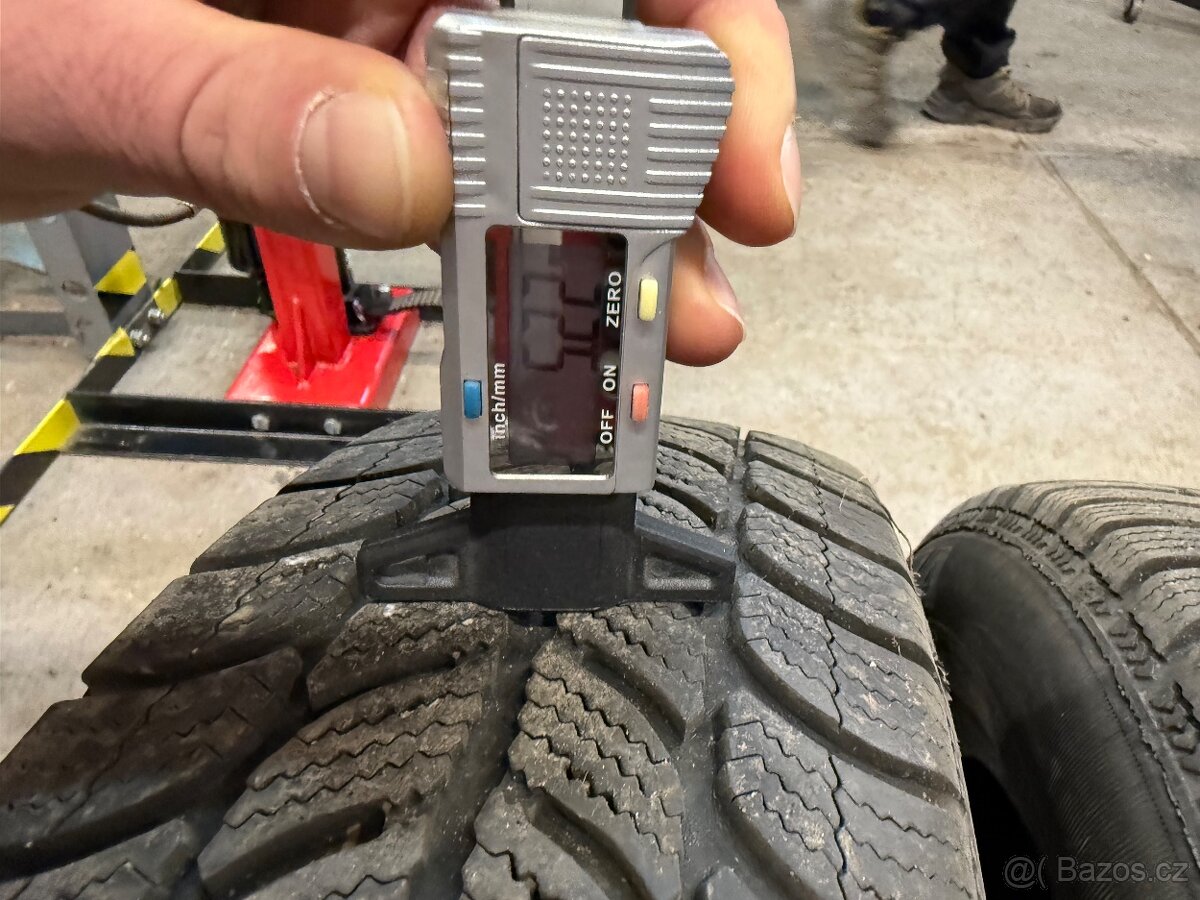 Zimní 165/65 R15 SAVA 5,2mm - 5