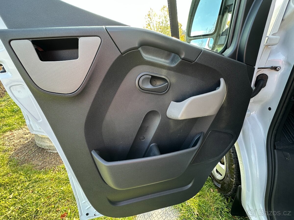 Renault Master 2.3DCi/96kW ČR L3H2 2.Maj. r.v. 2018 - 5