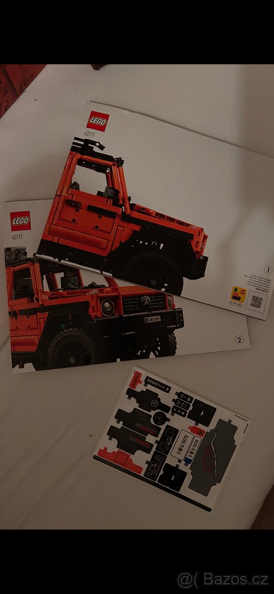 LEGO® Technic 42177 Mercedes-Benz - 5