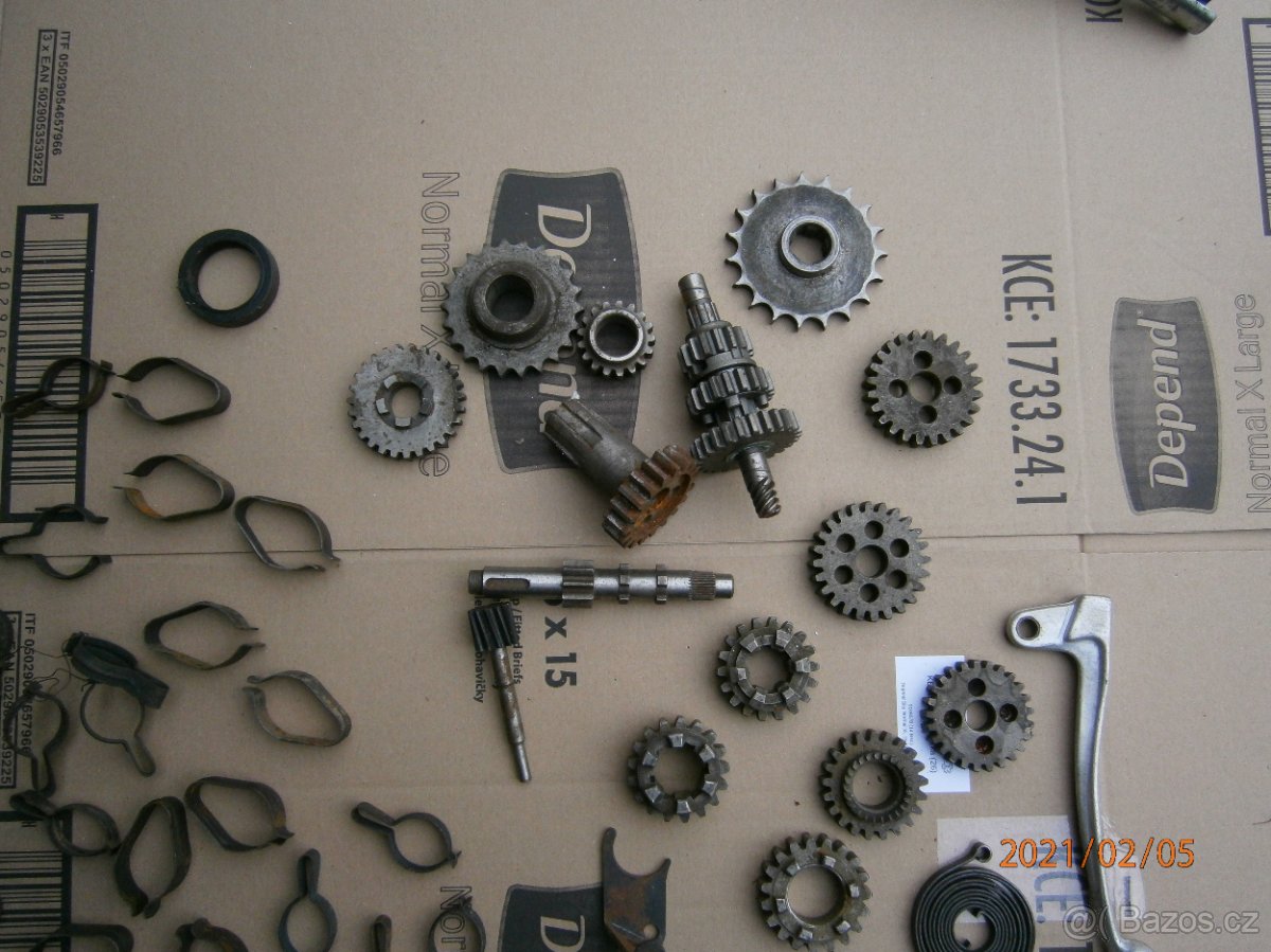 moto věci - nález v garáži - 5