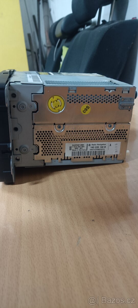 Autorádio 1K0035198B - 5