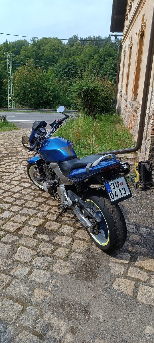 Honda Hornet 600 - 5