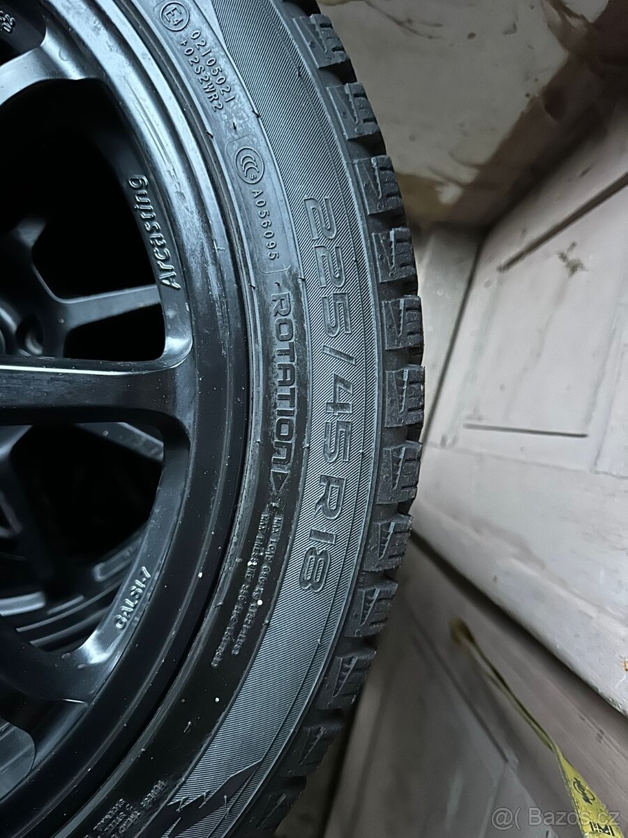 ALU KOLA ARCASTING RACING 5x114,3 R18 - 5