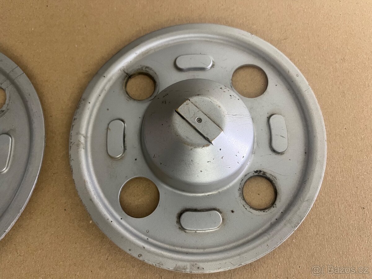 Škoda Favorit-originální sada poklic - 5