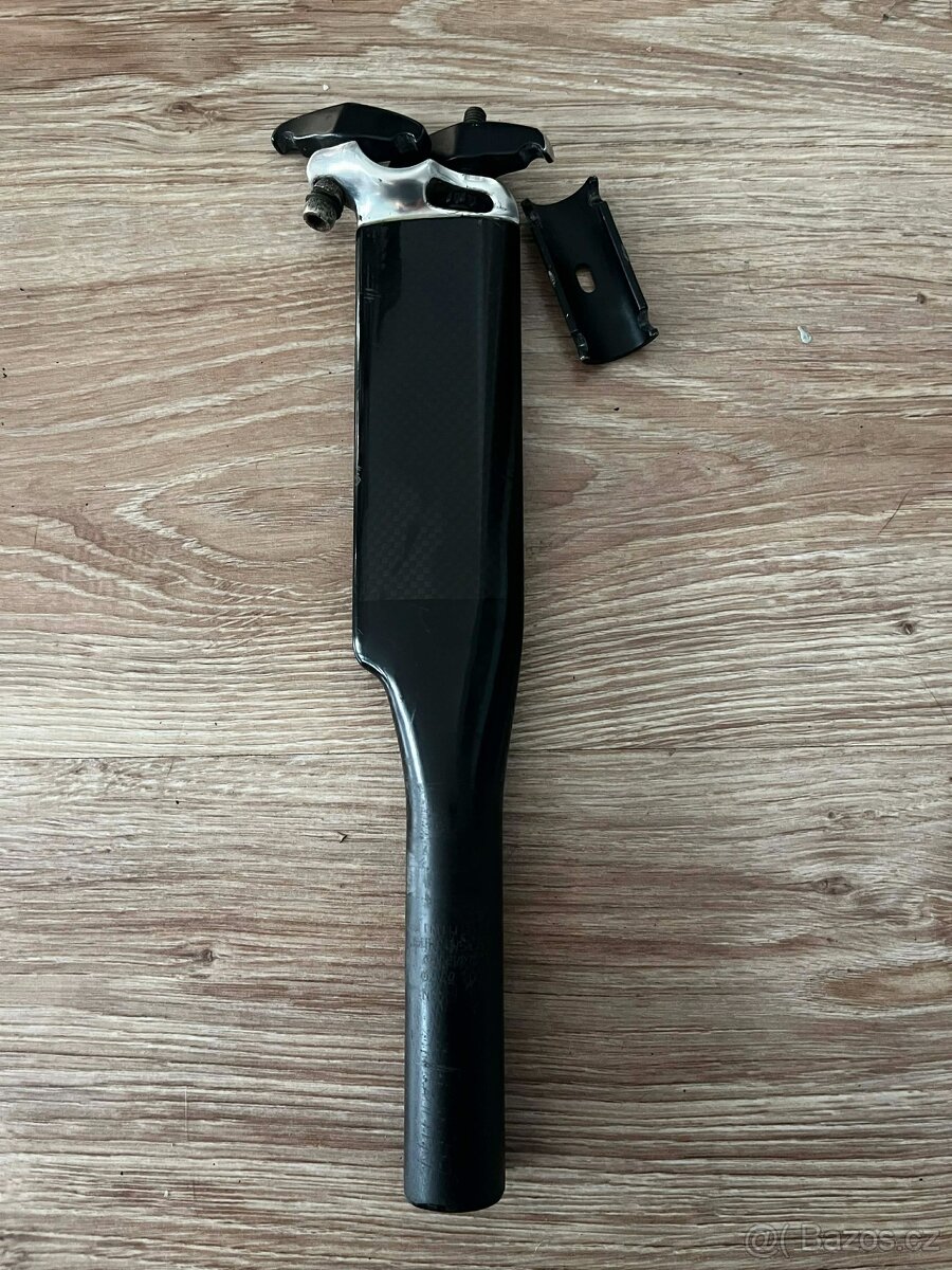 Karbonová aero sedlovka 27,2 - 5