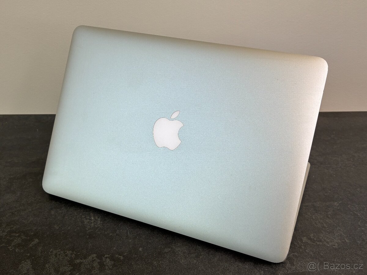MacBook Pro 13'' 2015 / i5 / 16GB RAM / 256GB SSD - DPH - 5