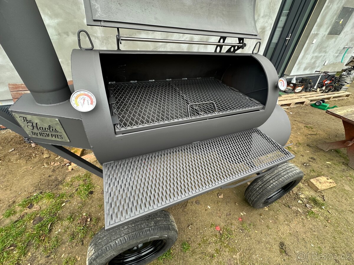 Offset Smoker - 5