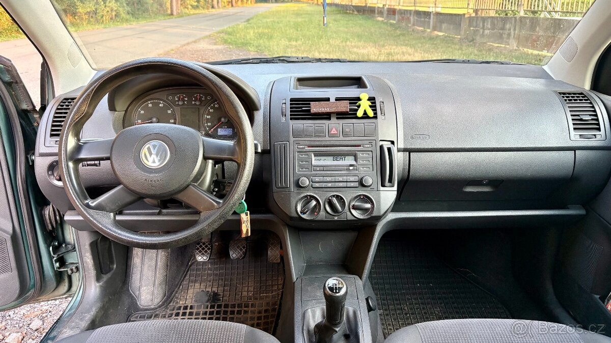 Prodám VW Polo 1,2 – 40kW - 2005 - 5