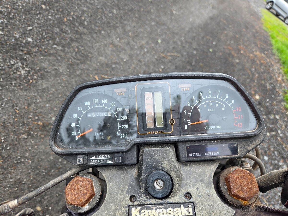 Kawasaki KZ 750 - 5