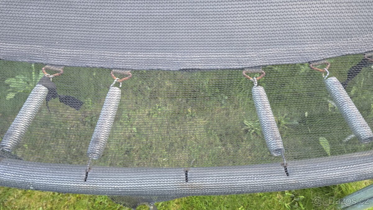Trampolína zdarma za odvoz – Pardubice, Svítkov - 5
