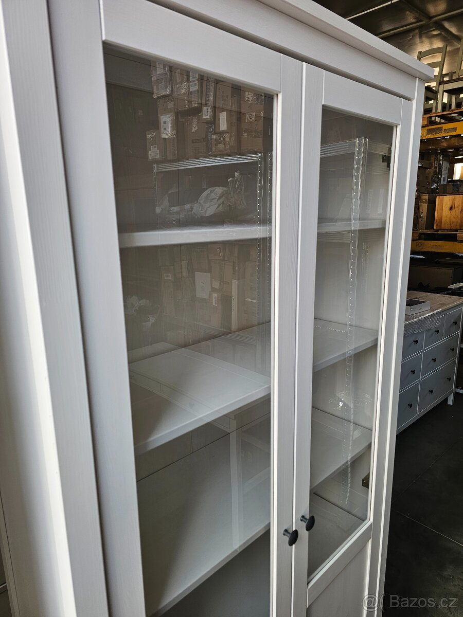 VITRÍNY IKEA HEMNES - 5