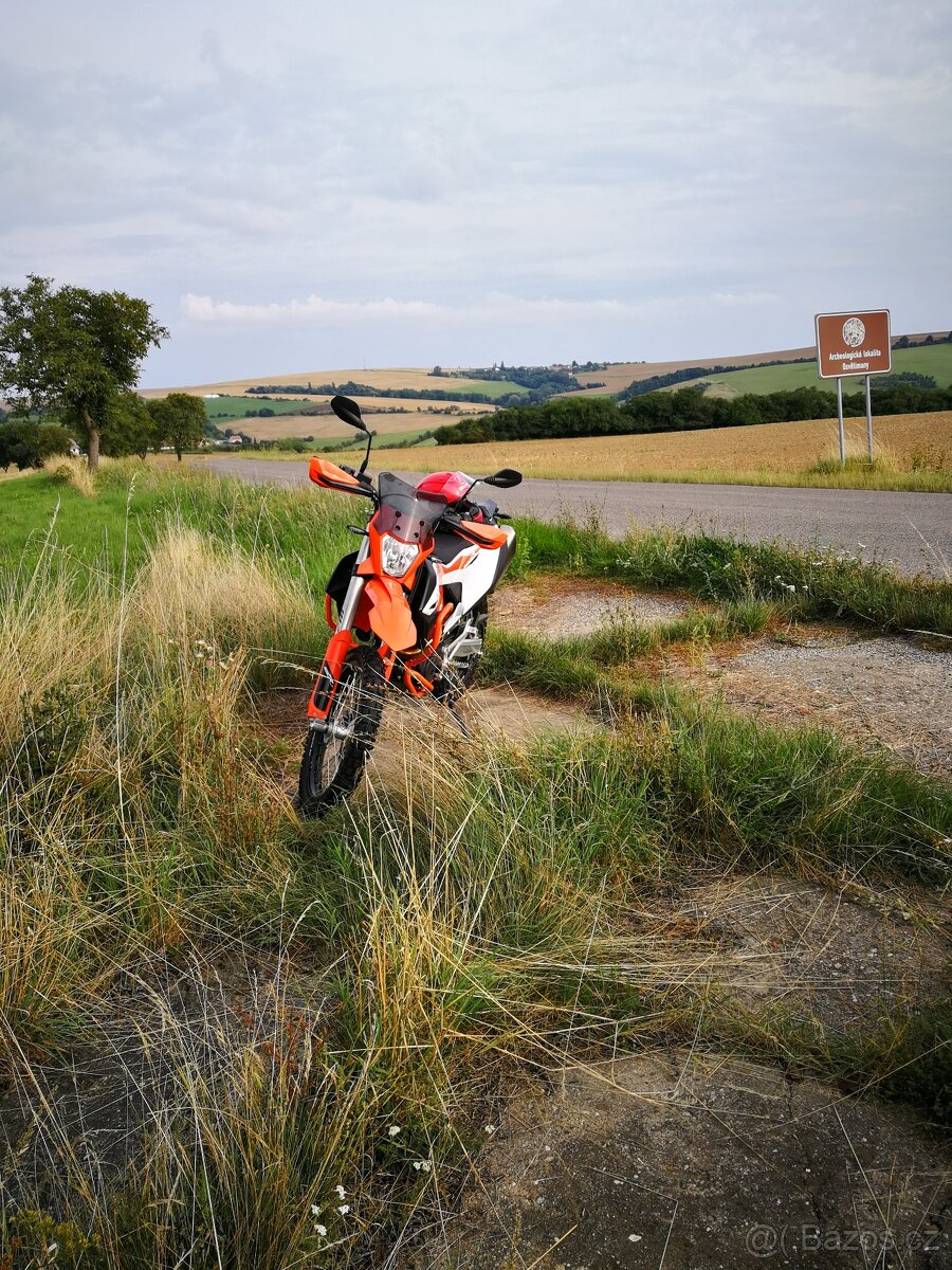 KTM 690 Enduro