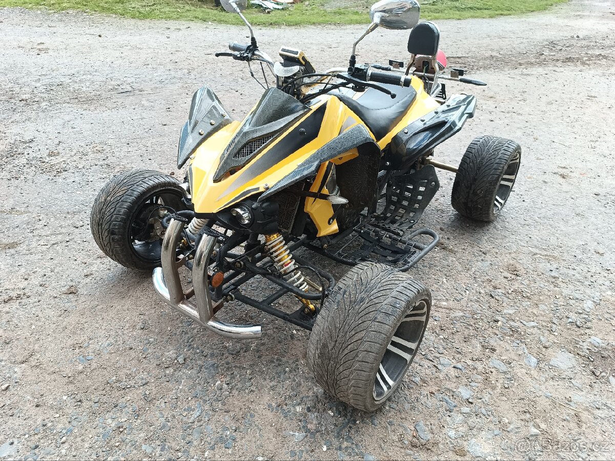 Čtyřkolka jingling 250