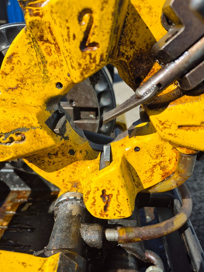 Elektrický závitořez REMS Magnum 4000. - 5