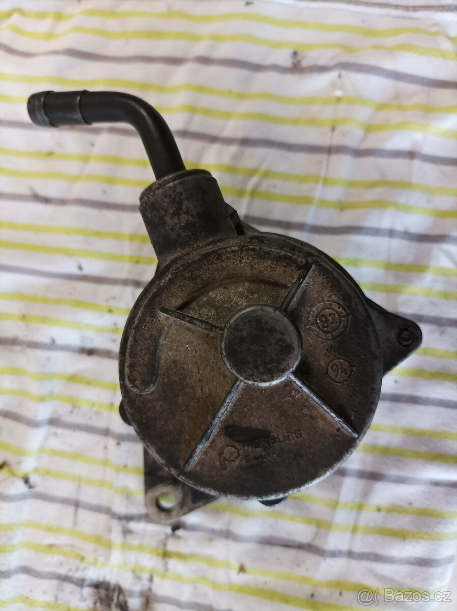 Vývěva na brzdy fiat ducato 1.9 TD na motor DHX - 5