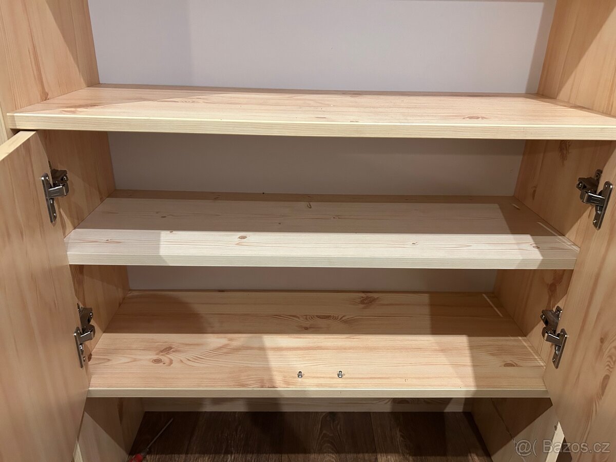 Set skříní - 5