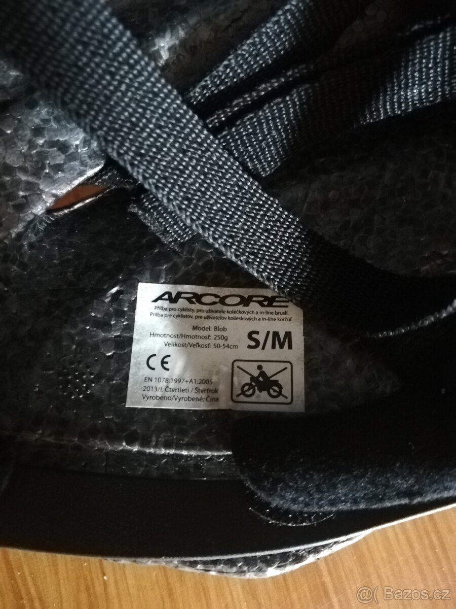 KOLEČKOVÉ BRUSLE/ IN Line 43-44, dětská cyklo helma - 5