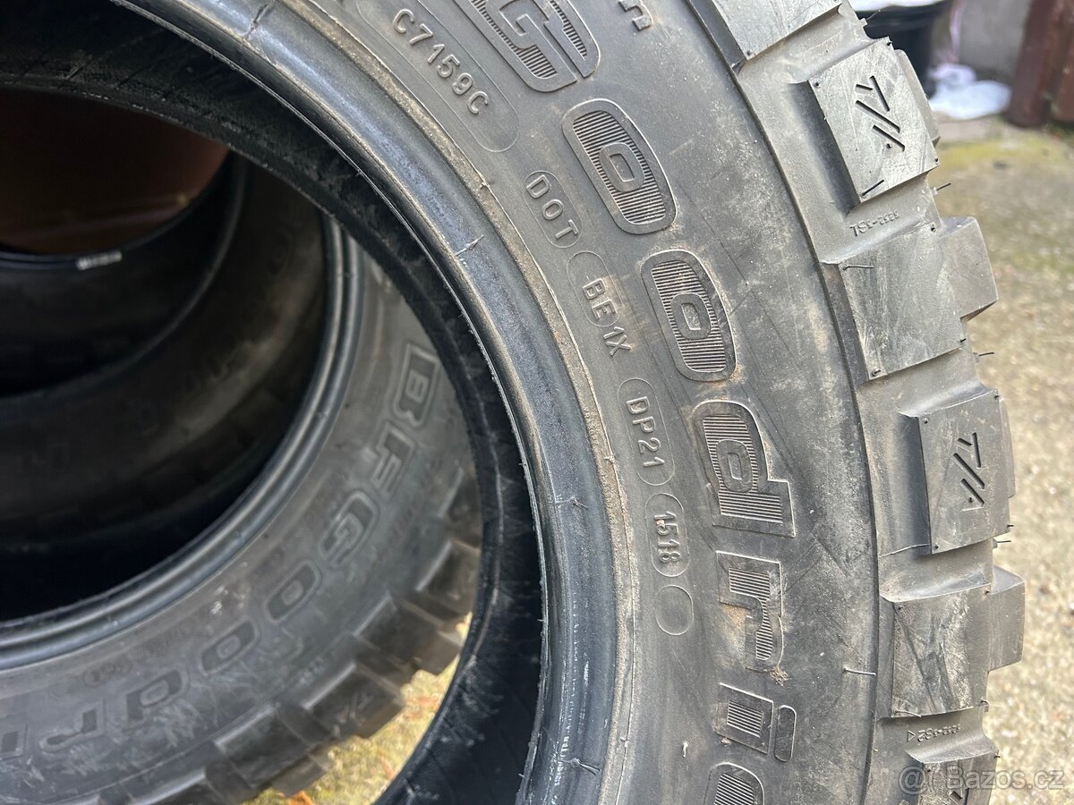 Bf Goodrich 255/75 r17 sada 5ks Jeep Wrangler