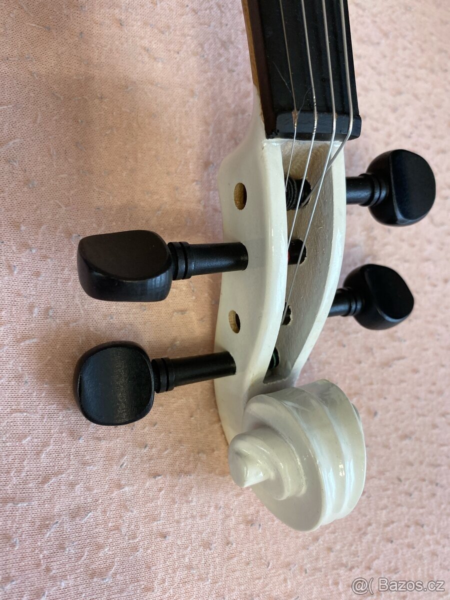 Prodám housle nové několikrát použité pro začátečníky - 5