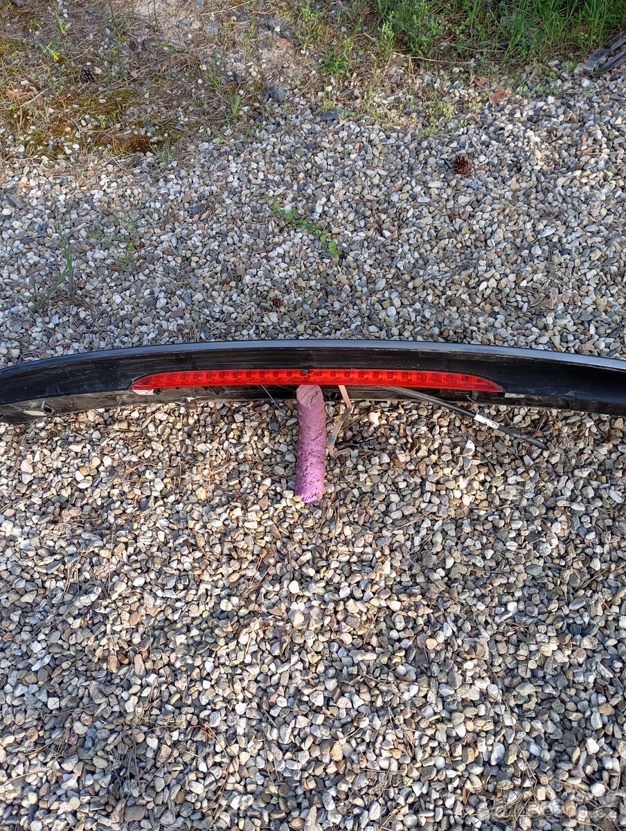 BMW E91 zadní spoiler - 5