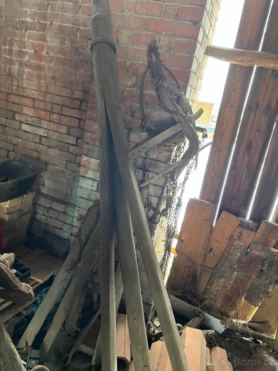 Kola a rám na povoz - 5