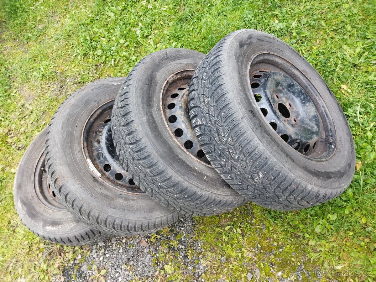 Zimní sada 215/65 r16 5x114,3 - 5