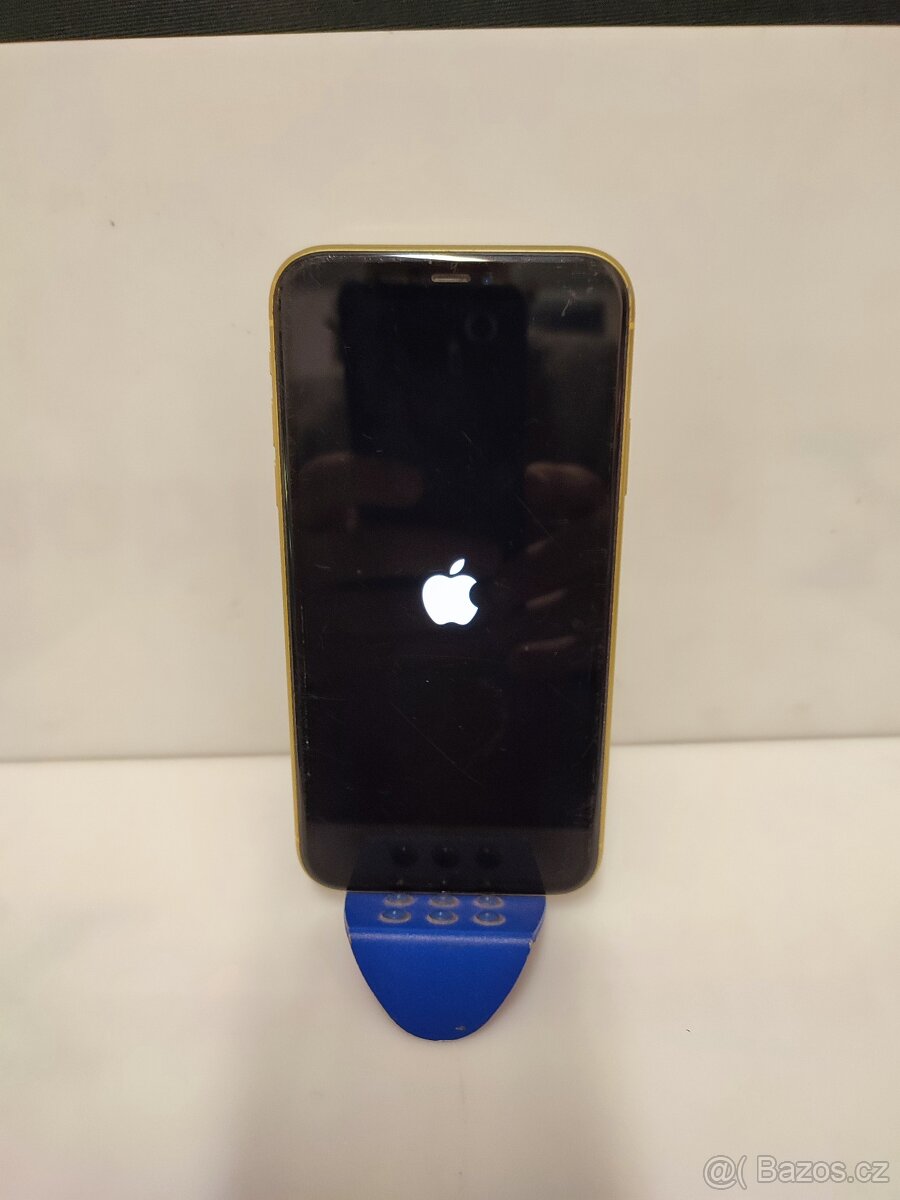 PRODÁM APPLE IPHONE 11 ,64GB - 5