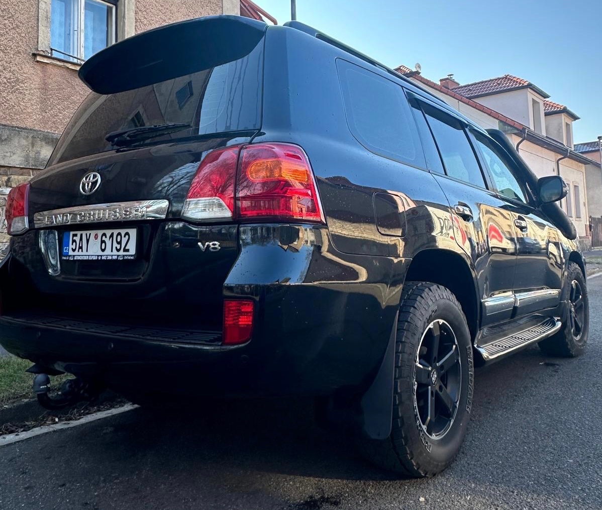TOYOTA LAND CRUISER 4x4 VDJ200L