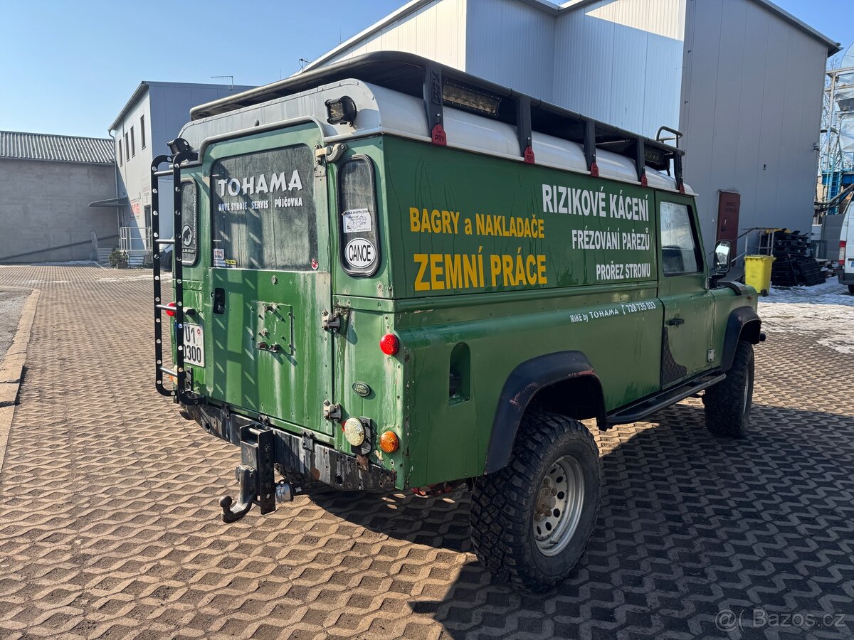 Land Rover Defender 110 200tdi