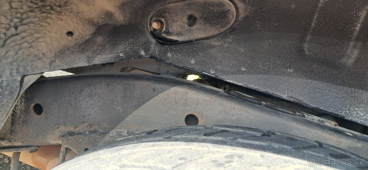 Nissan Terrano 2,7 TDI Camping BEZ KOROZIE ŚPANIELSKO - 5