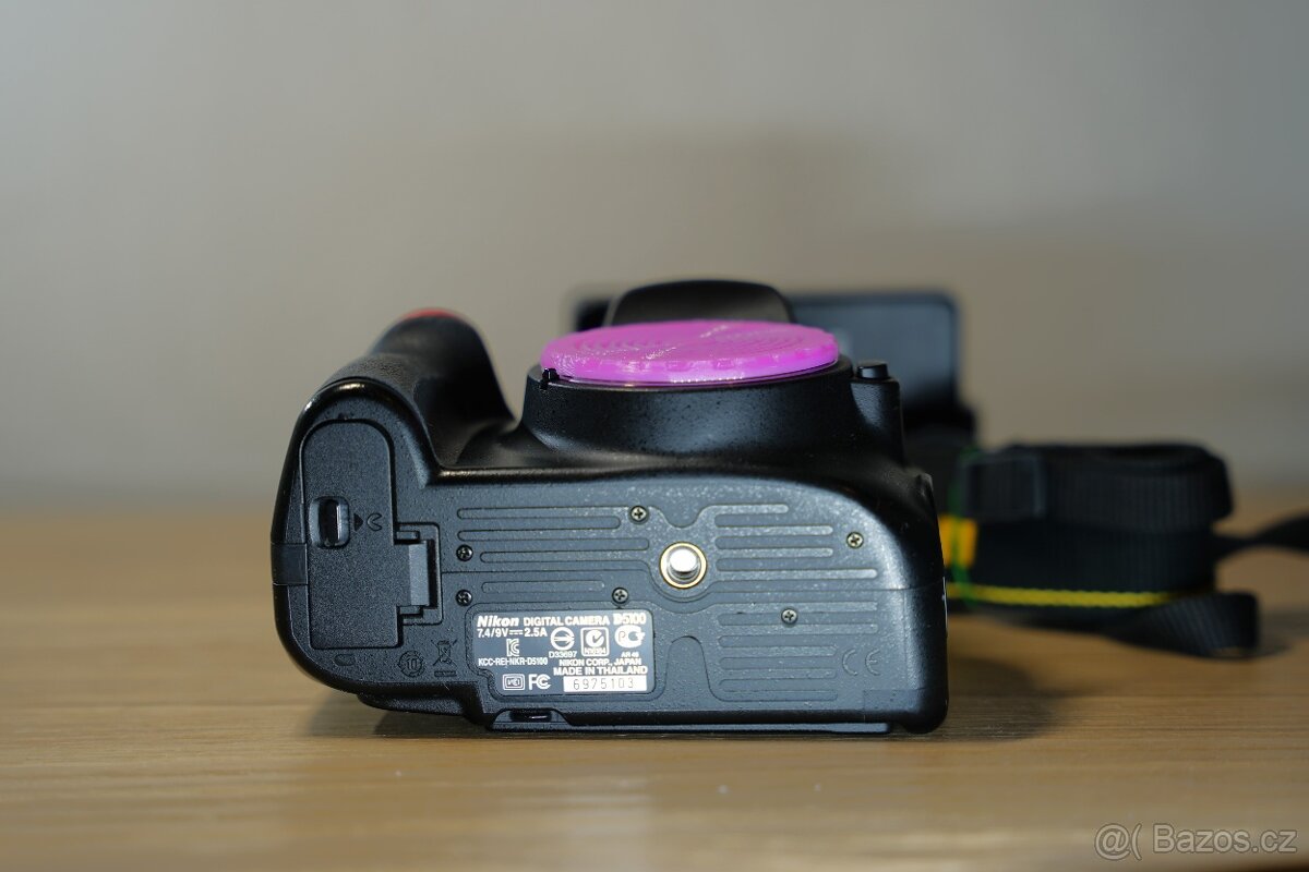 Nikon D5100 (22k závěrka) - 5