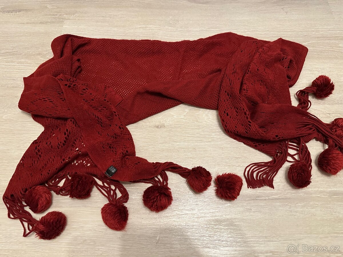 Šály velké, různé (Reservered, Kasha a jiné), od 50 Kč - 5