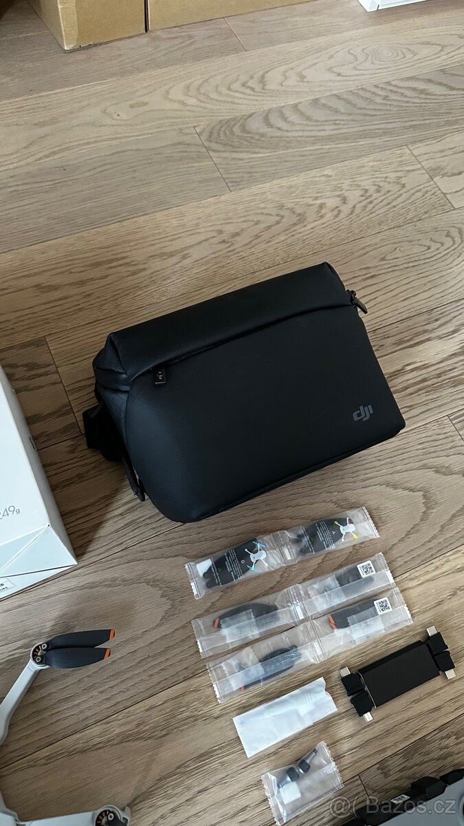 DJI Mini 2 Fly More Combo - 5