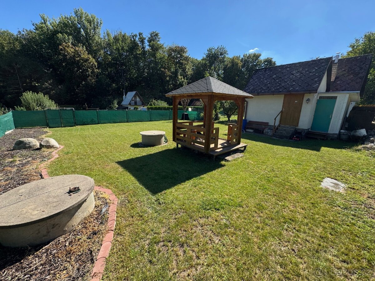 Zahrádka Polepy 369m2/ studna + 230V - 5