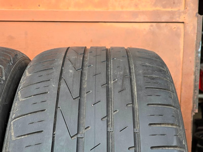 Letní Hankook 235/50/19 - 5