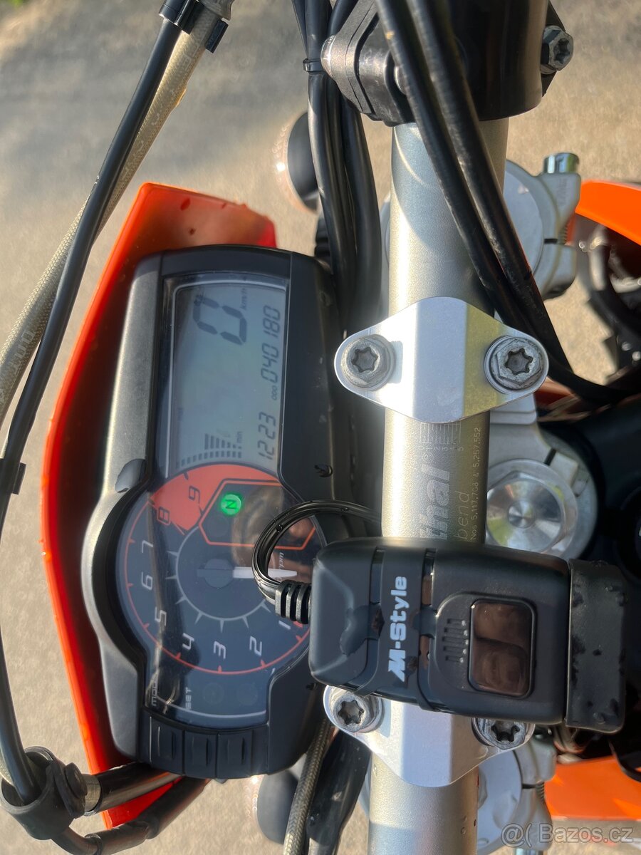 KTM 690 Enduro