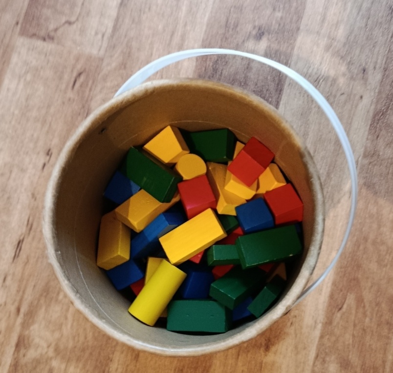 Sada dřevěných stavebních kostek pro předškolní stavitele - 5