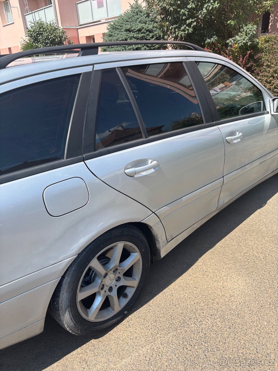 Mercedes Benz c180K benzín, manuál 6 - 5