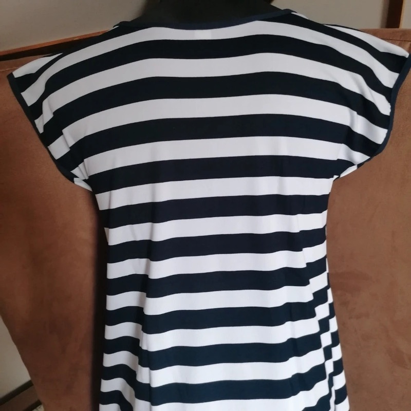 Krásné pružné šaty s aplikací vel.42-46 - 5