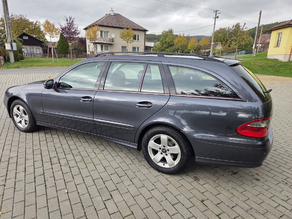 Mercedes Benz W211 4Matic E280 rok 2008 - 5