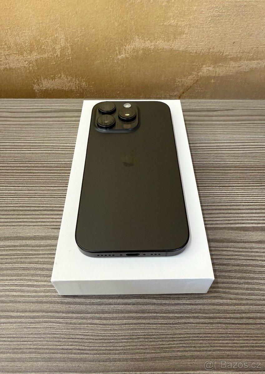 Apple iPhone 16 Pro 256GB černý titan, 95% baterie - 5